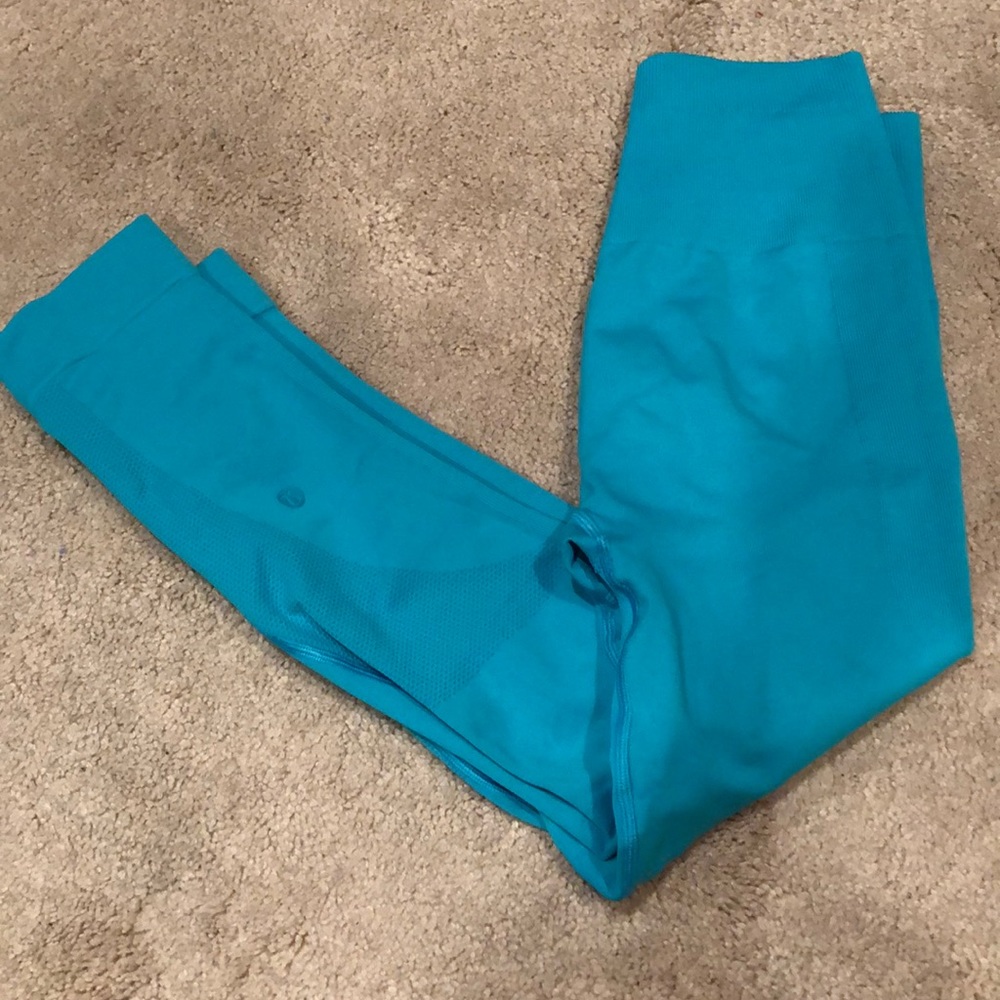 Zone In tights 21” crop Peacock Blue
